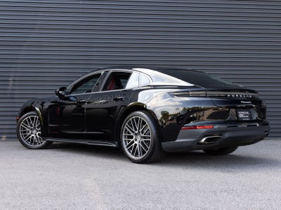 2025 Porsche Panamera Panamera