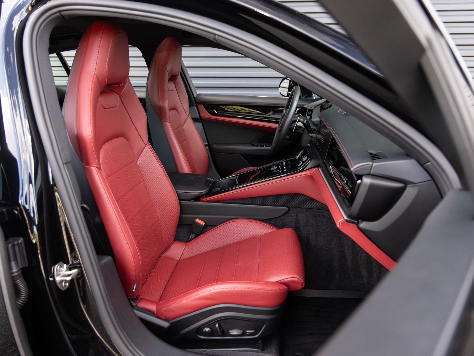 2025 Porsche Panamera Panamera