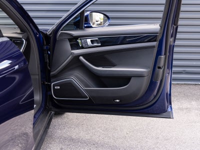 2022 Porsche Panamera 4S
