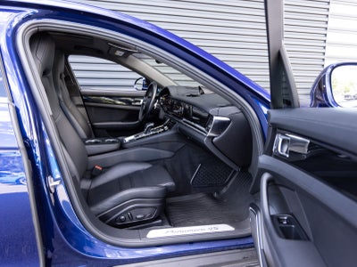 2022 Porsche Panamera 4S