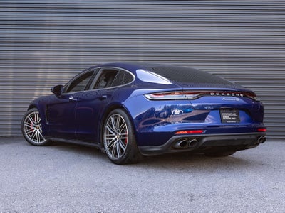 2022 Porsche Panamera 4S