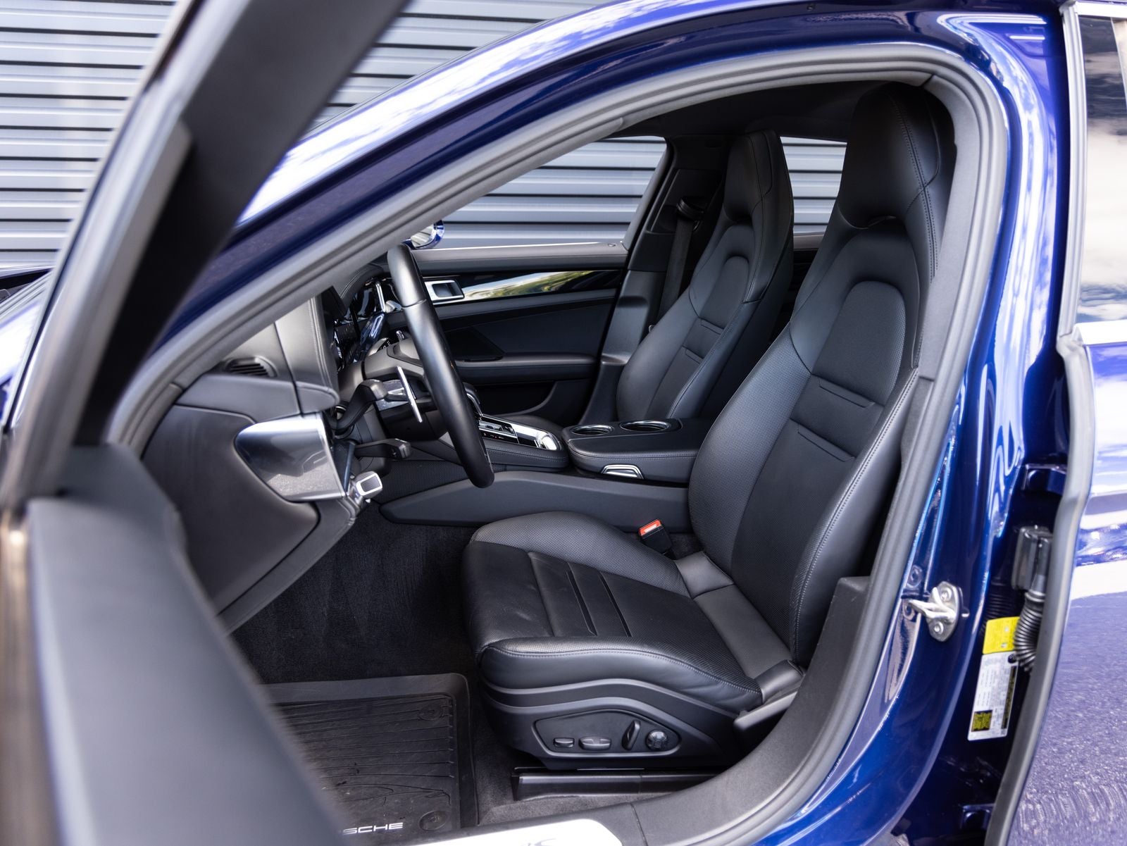 2022 Porsche Panamera 4S