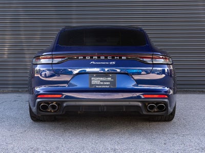 2022 Porsche Panamera 4S