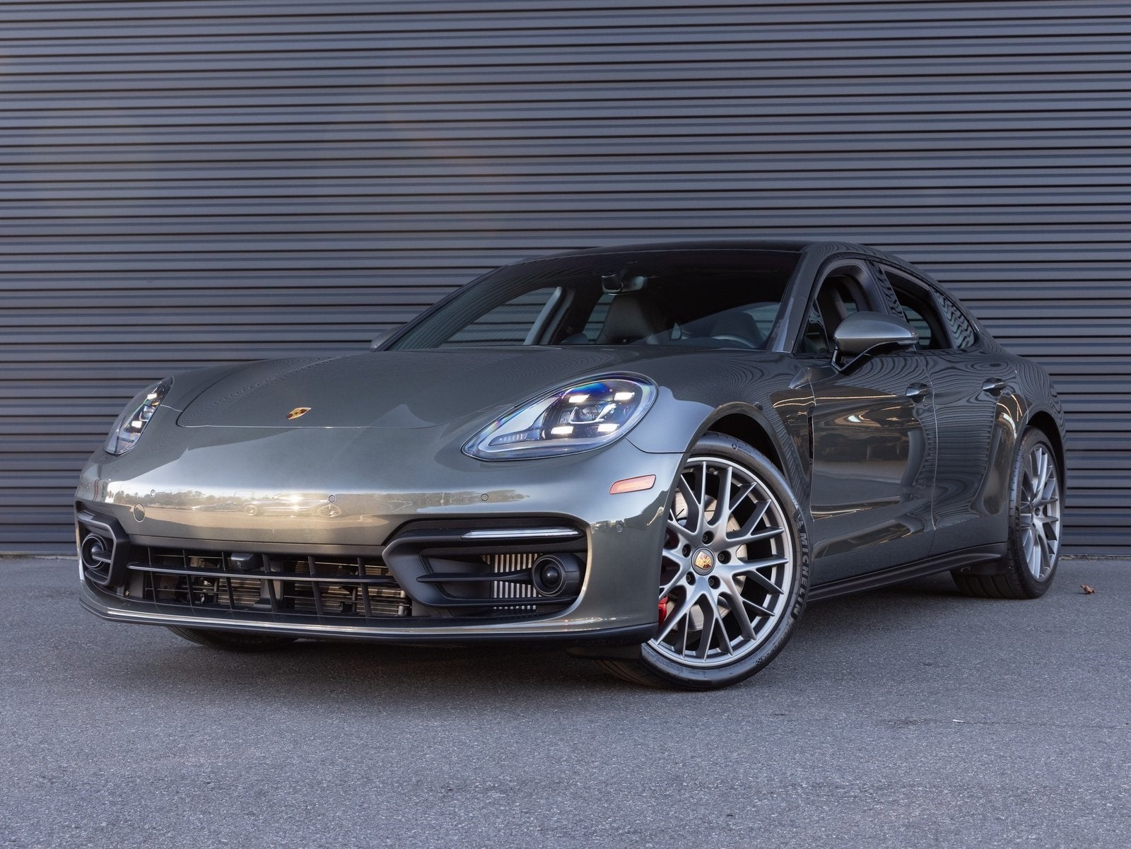 2023 Porsche Panamera Panamera 4S (MY23)