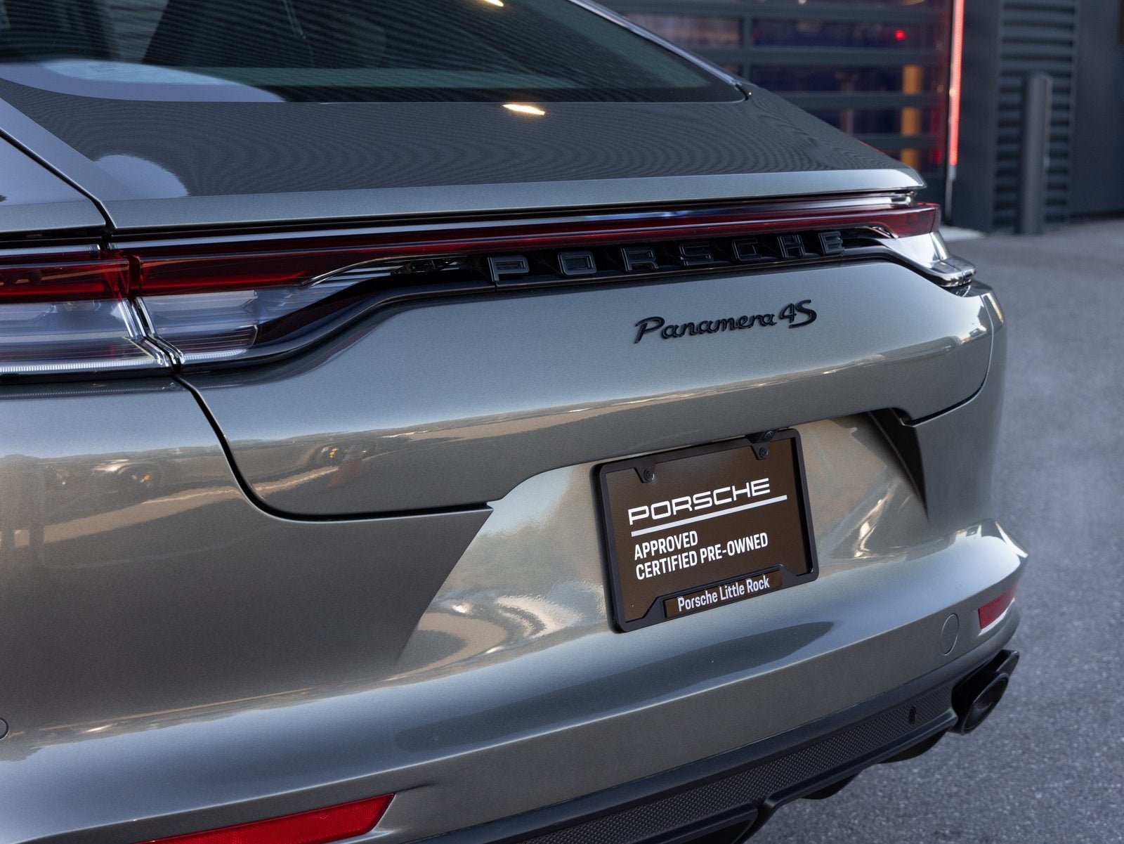 2023 Porsche Panamera Panamera 4S (MY23)