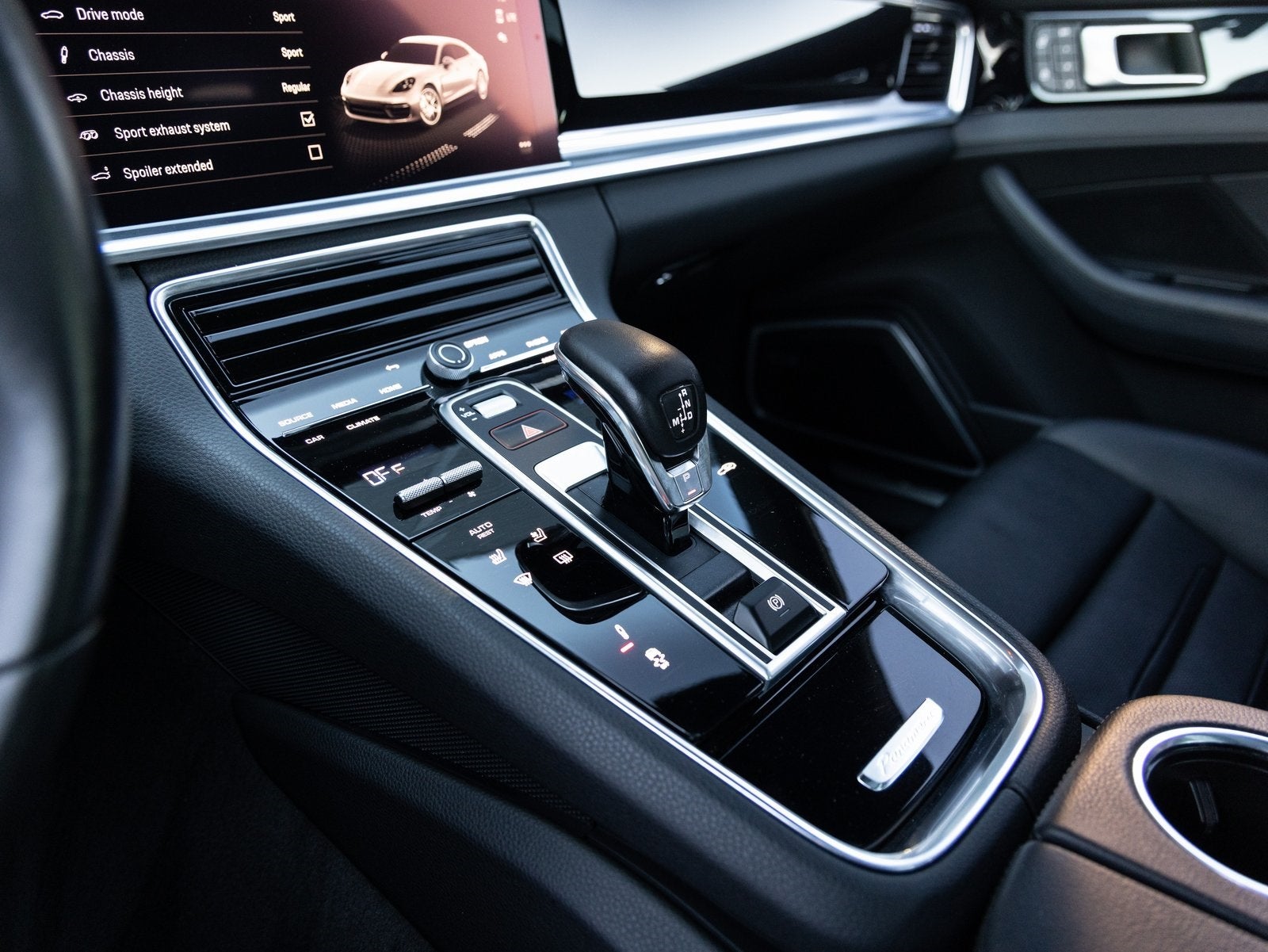 2023 Porsche Panamera Panamera 4S (MY23)