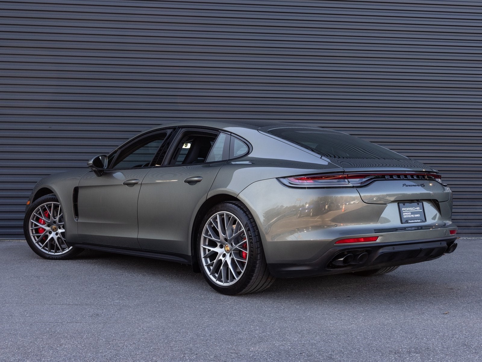 2023 Porsche Panamera Panamera 4S (MY23)