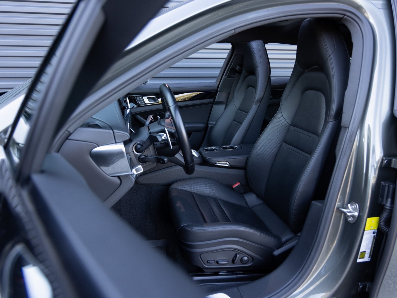 2023 Porsche Panamera Panamera 4S (MY23)