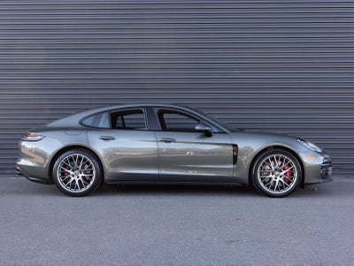 2023 Porsche Panamera Panamera 4S (MY23)