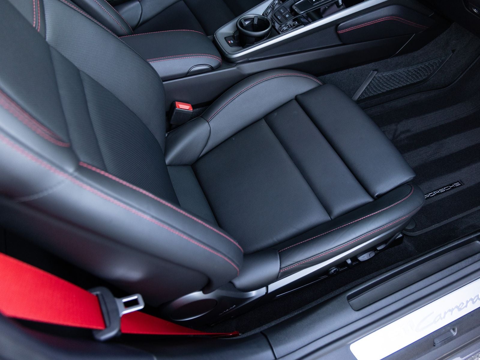 2024 Porsche 911 Carrera 4S