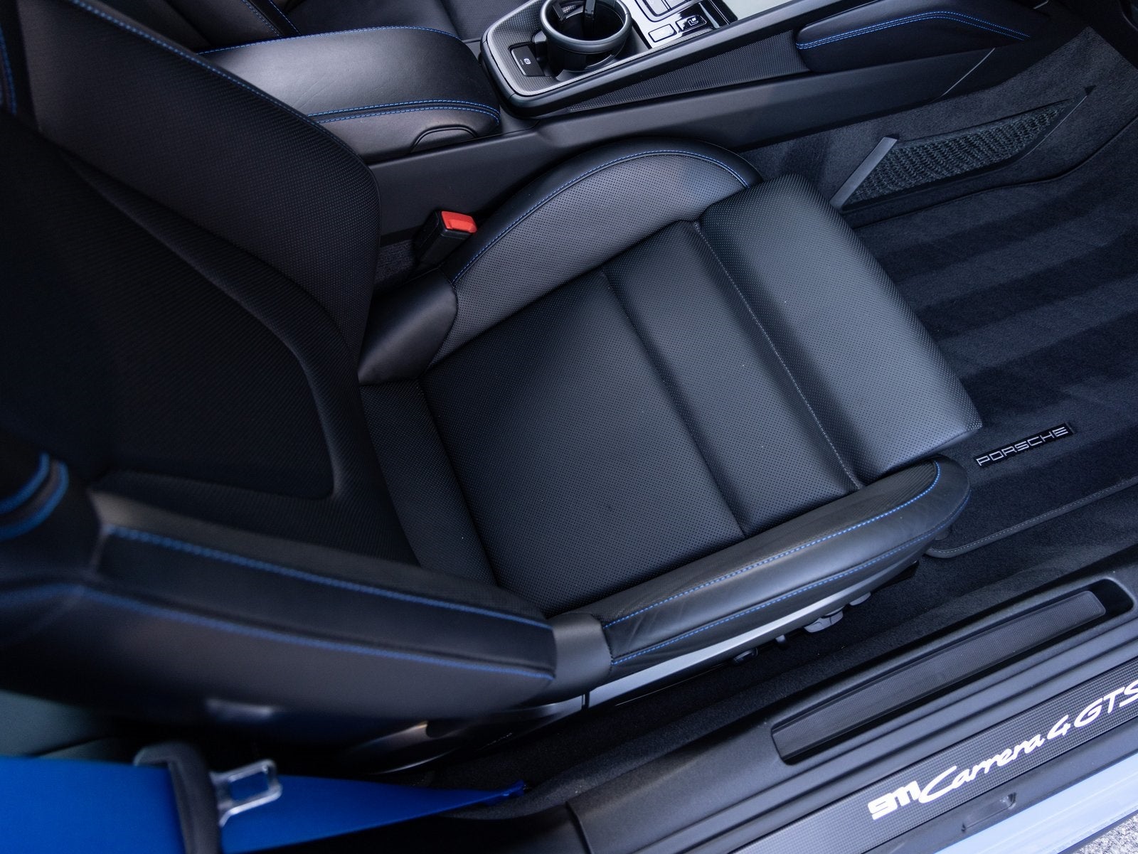 2022 Porsche 911 911 Carrera 4 GTS (MY22)