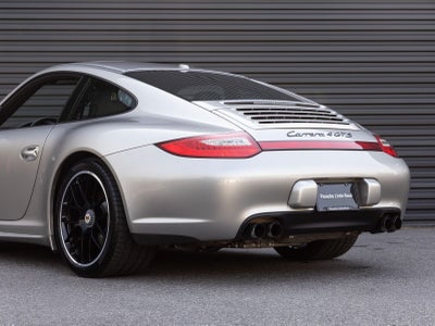 2012 Porsche 911 Carrera 4 GTS