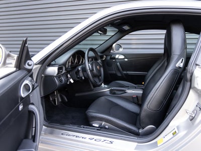 2012 Porsche 911 Carrera 4 GTS