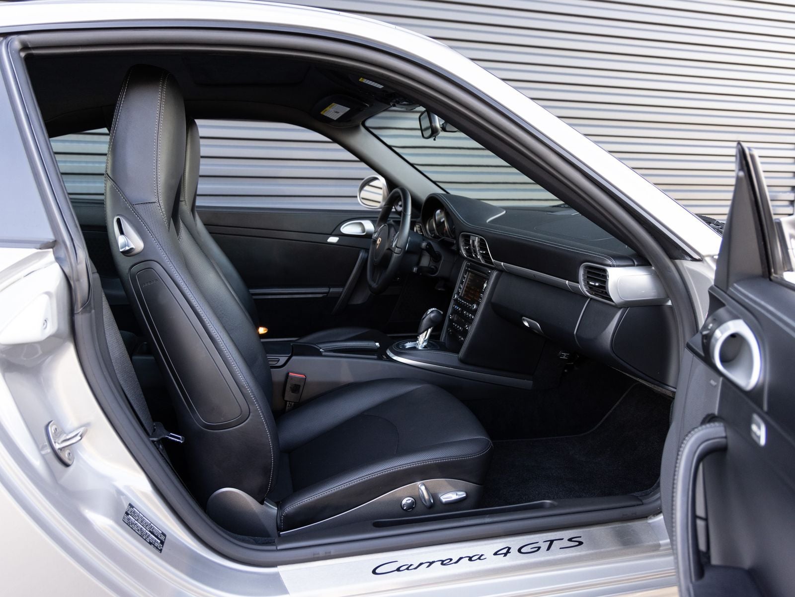 2012 Porsche 911 Carrera 4 GTS