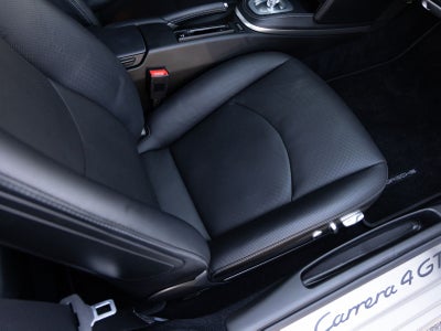 2012 Porsche 911 Carrera 4 GTS