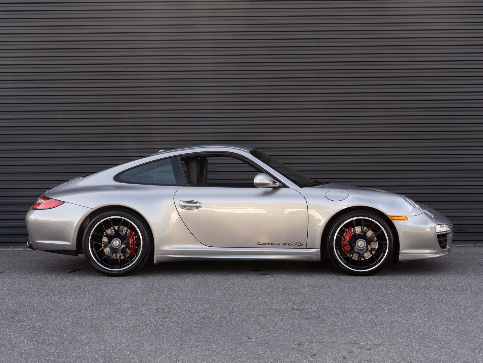 2012 Porsche 911 Carrera 4 GTS