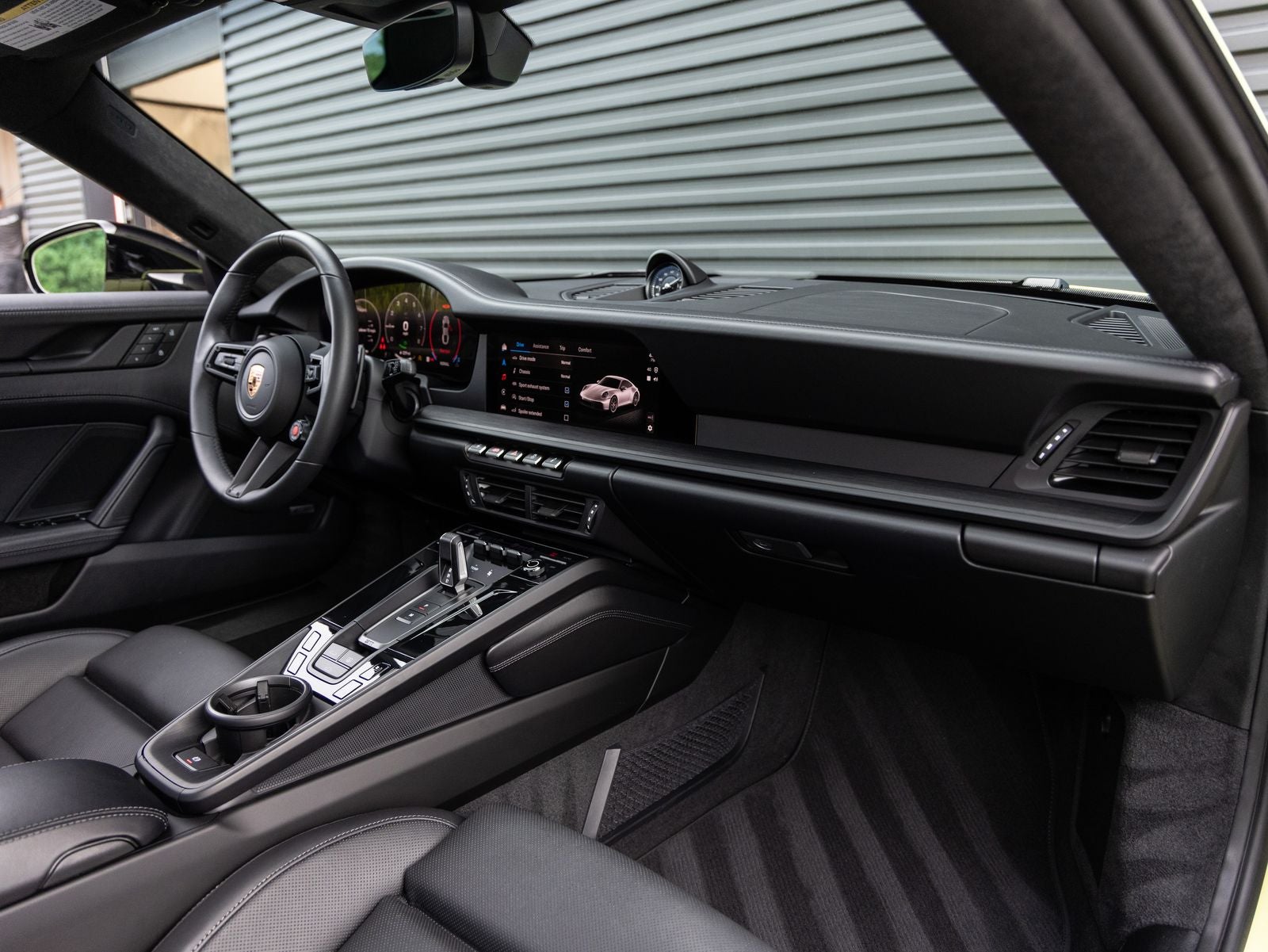 2025 Porsche 911 911 Carrera 4 GTS