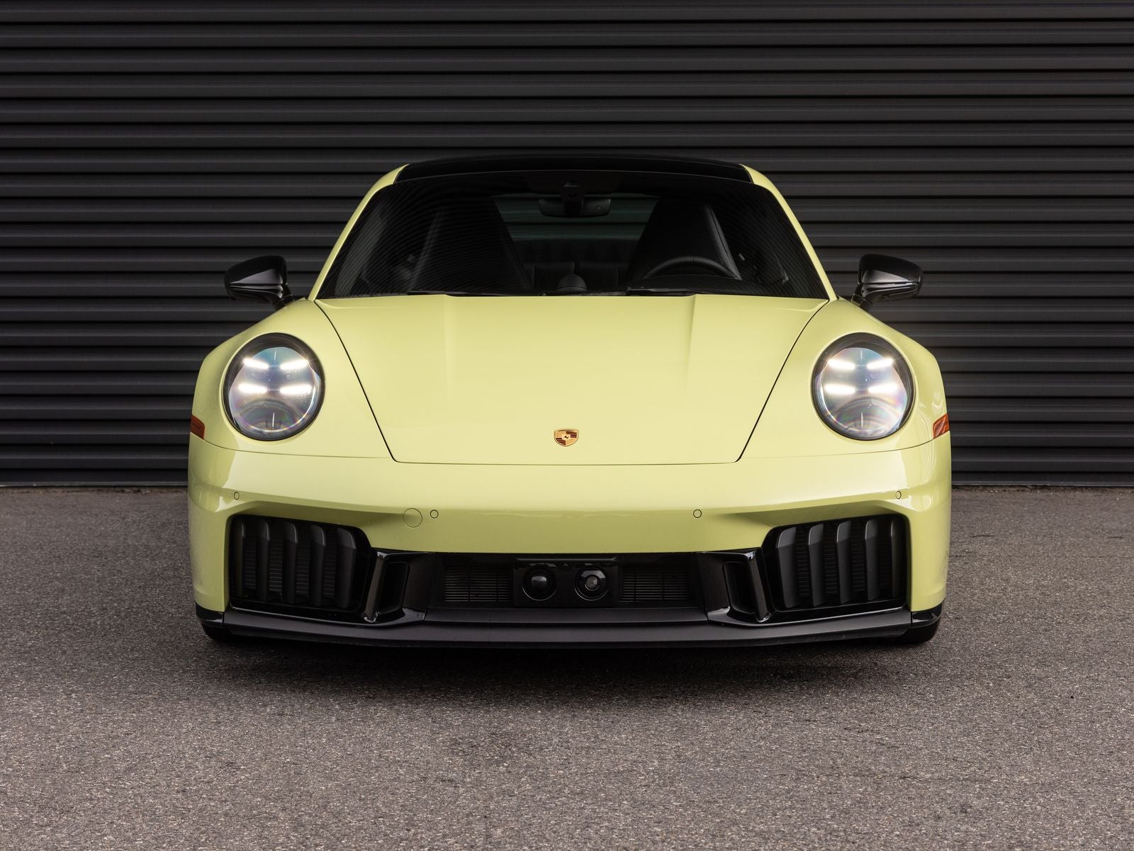 2025 Porsche 911 911 Carrera 4 GTS