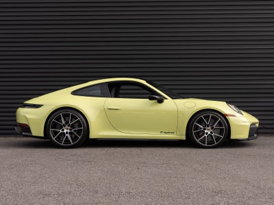 2025 Porsche 911 911 Carrera 4 GTS