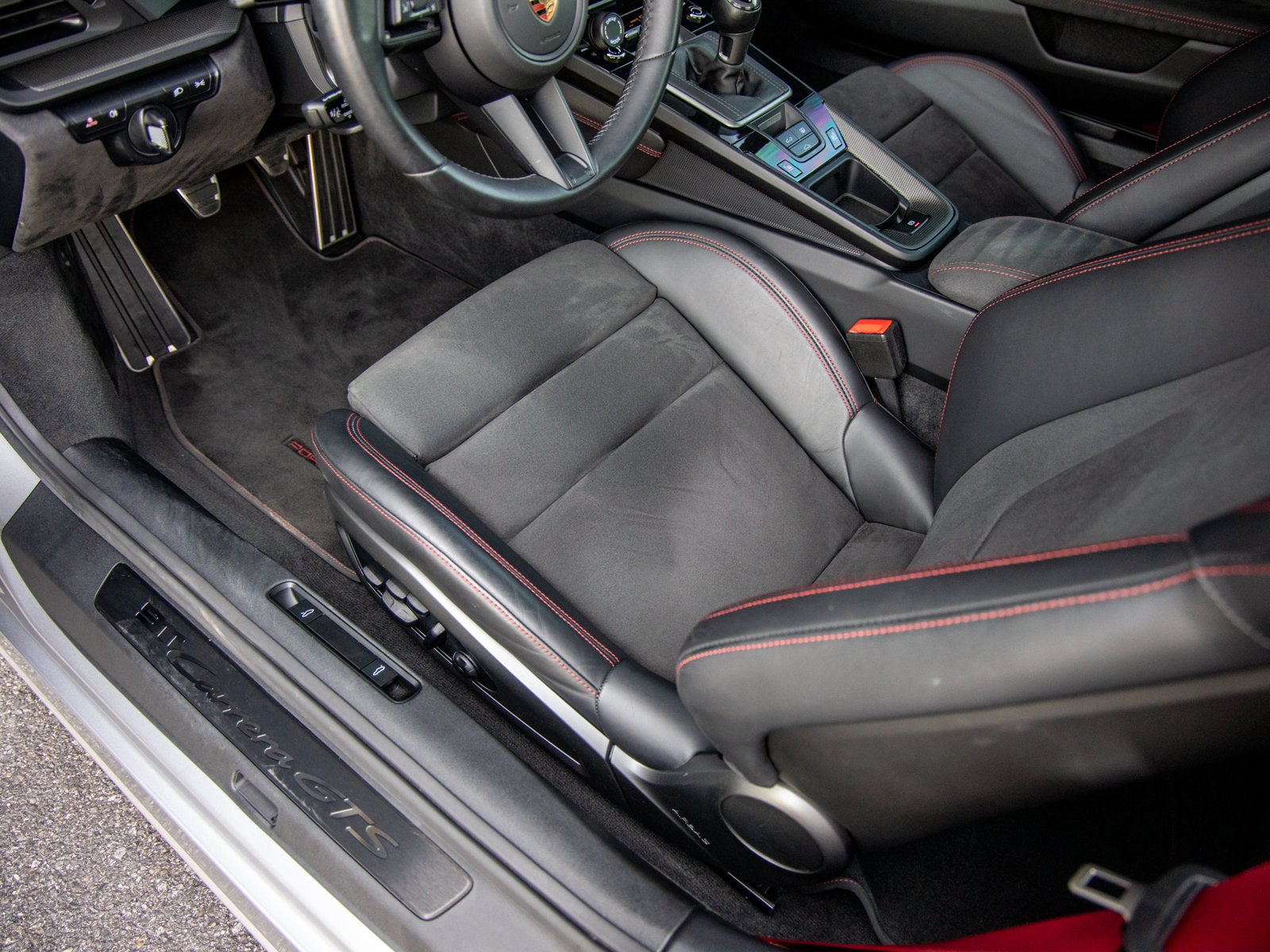 2024 Porsche 911 911 Carrera GTS