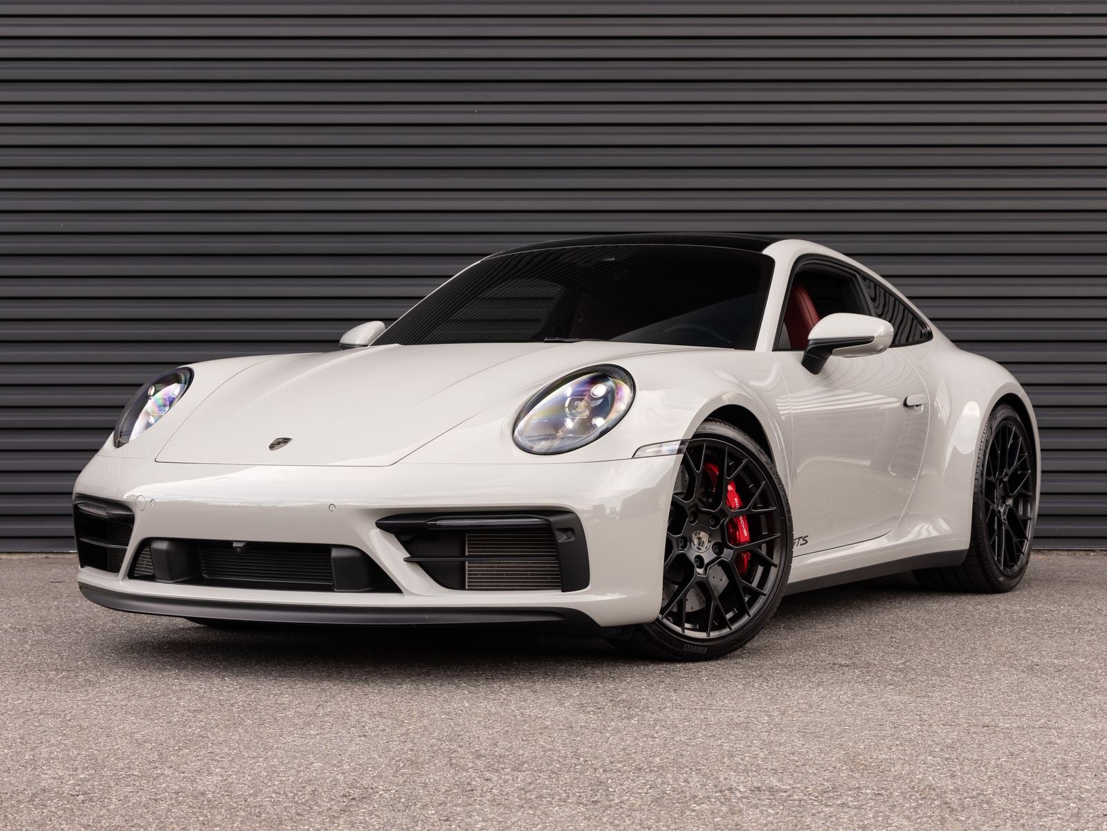 2022 Porsche 911 Carrera 4 GTS