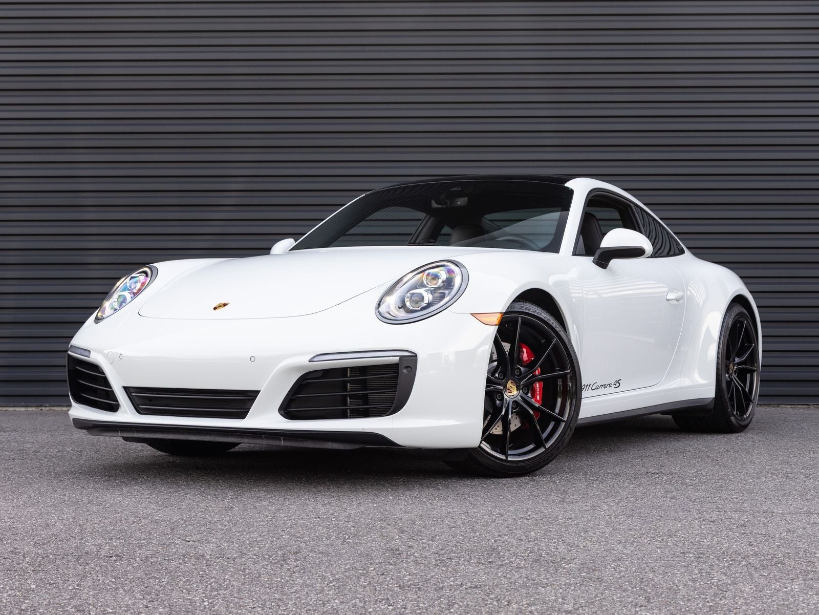 2019 Porsche 911 Carrera 4 GTS Coupe's photo