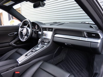 2019 Porsche 911 Carrera 4S