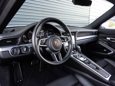 2019 Porsche 911 Carrera 4S