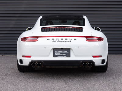 2019 Porsche 911 Carrera 4S