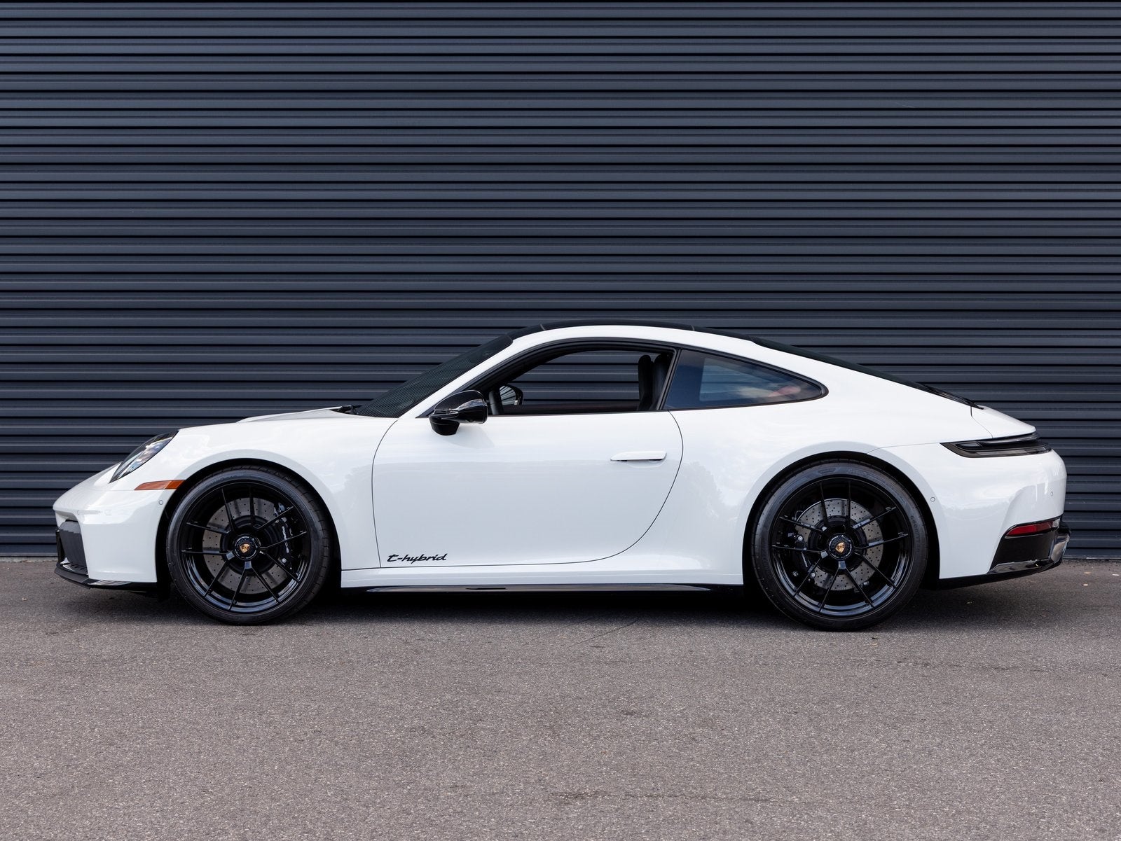 2025 Porsche 911 911 Carrera GTS