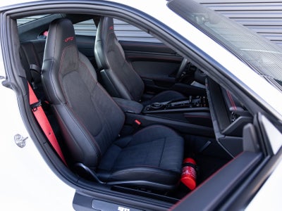 2025 Porsche 911 911 Carrera GTS