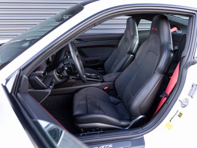 2025 Porsche 911 911 Carrera GTS