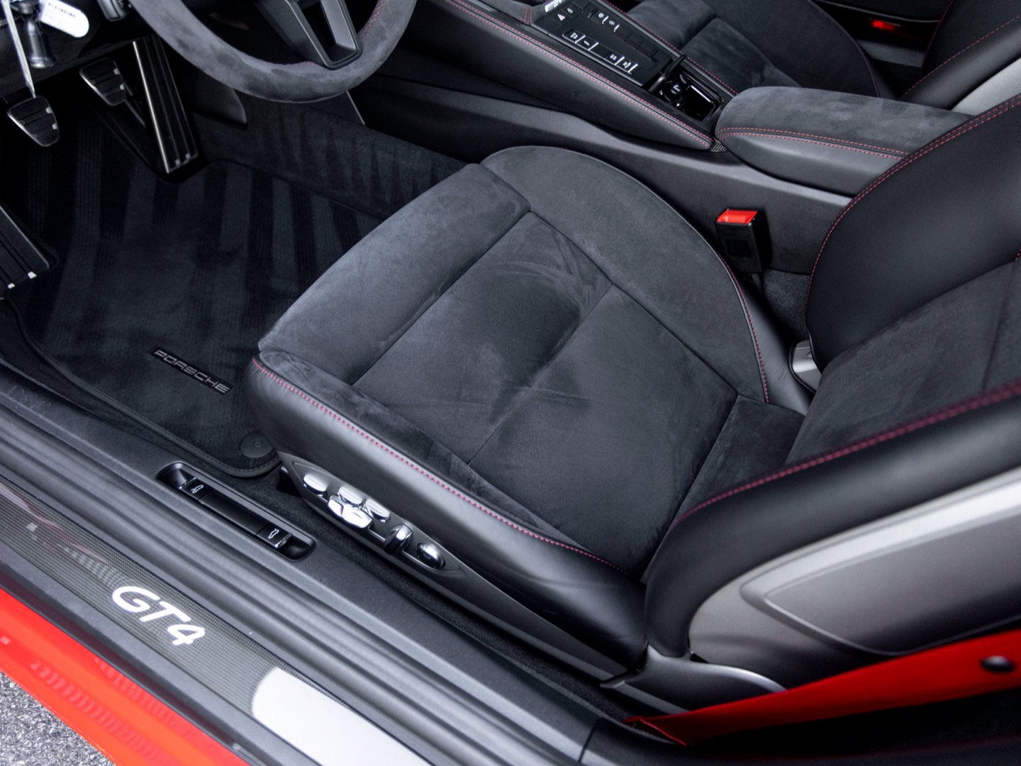 2020 Porsche 718 718 Cayman GT4