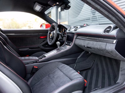 2020 Porsche 718 718 Cayman GT4