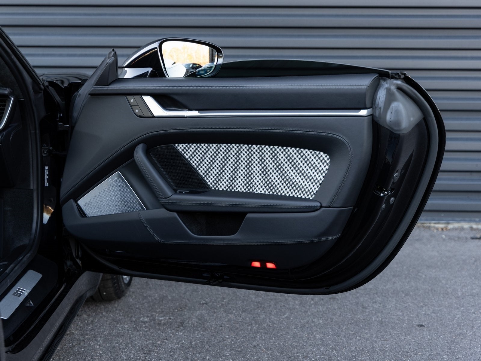 2025 Porsche 911 911 Turbo S