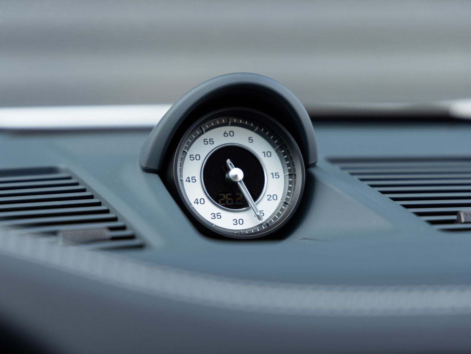 2025 Porsche 911 Turbo S