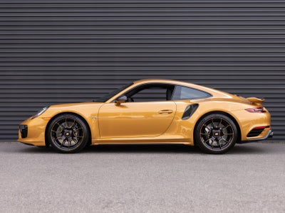 2018 Porsche 911 Turbo S