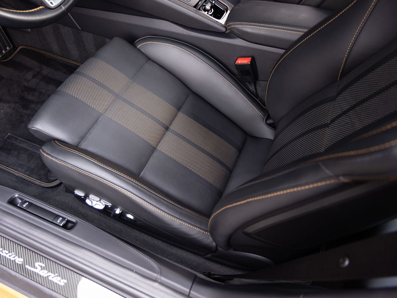 2018 Porsche 911 Turbo S