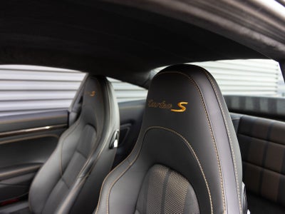2018 Porsche 911 Turbo S