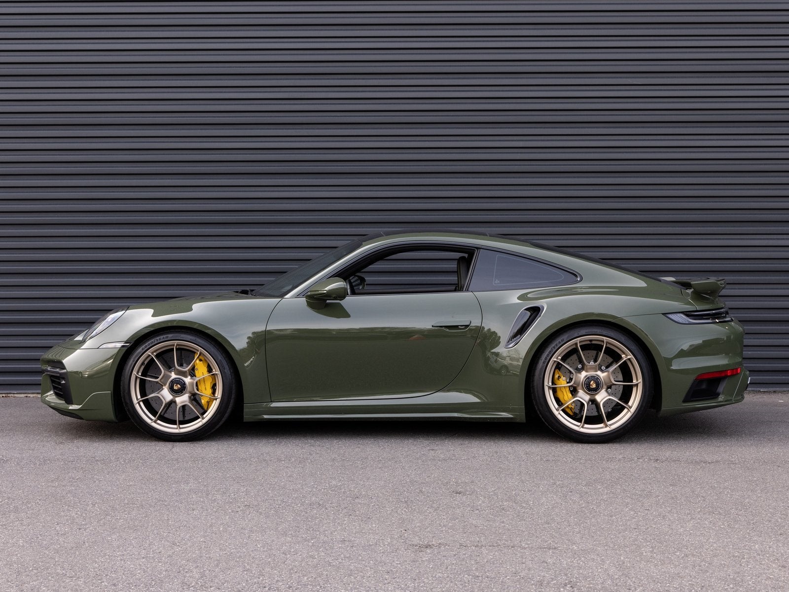 2022 Porsche 911 911 Turbo S (MY22)