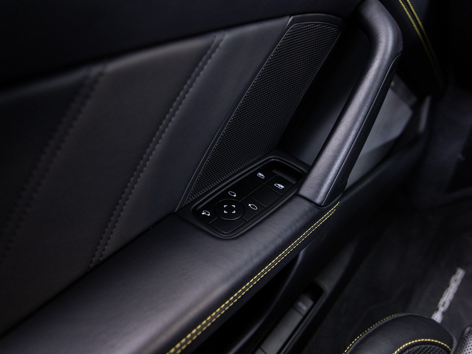 2022 Porsche 911 911 Turbo S (MY22)