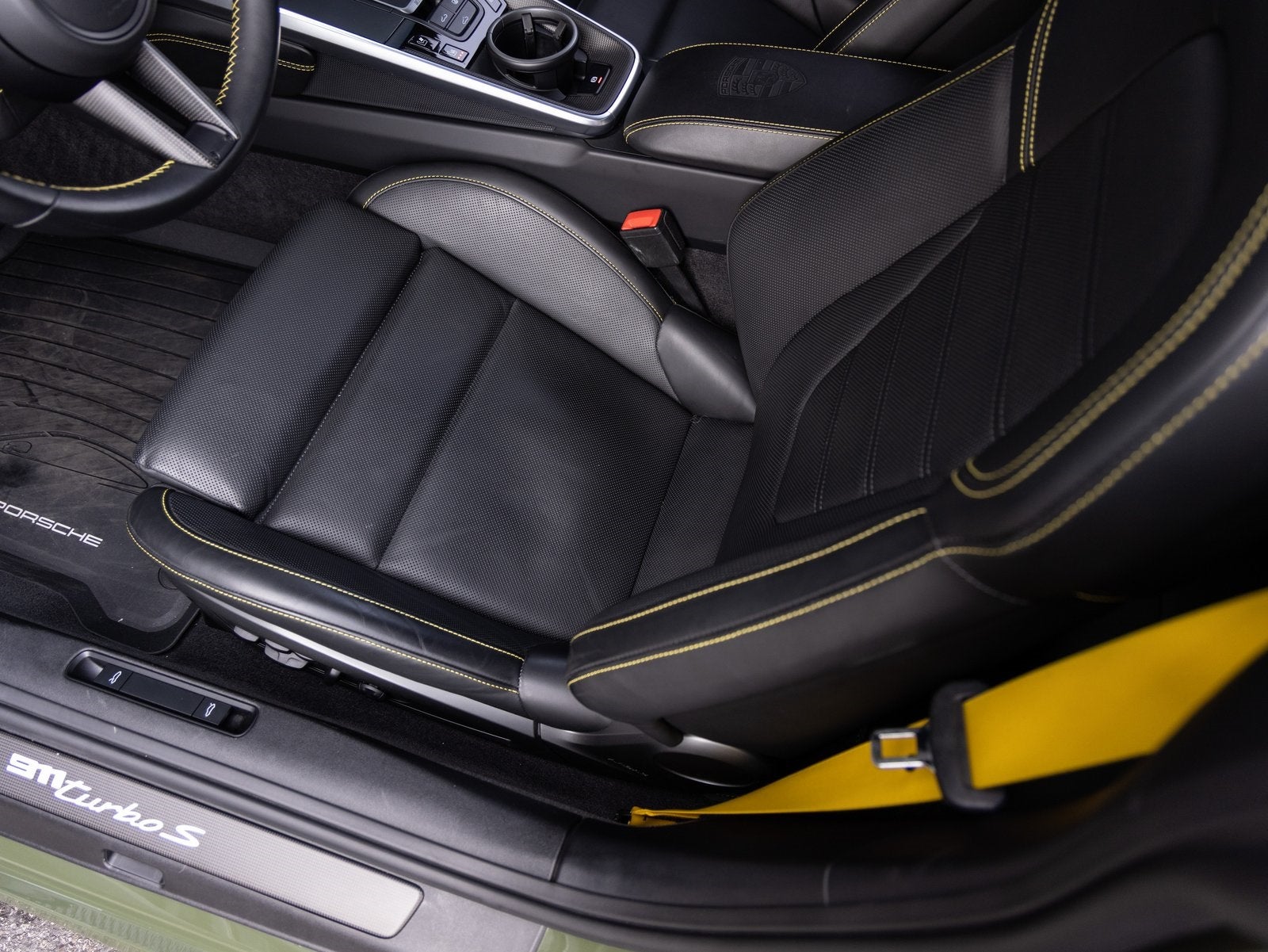 2022 Porsche 911 911 Turbo S (MY22)