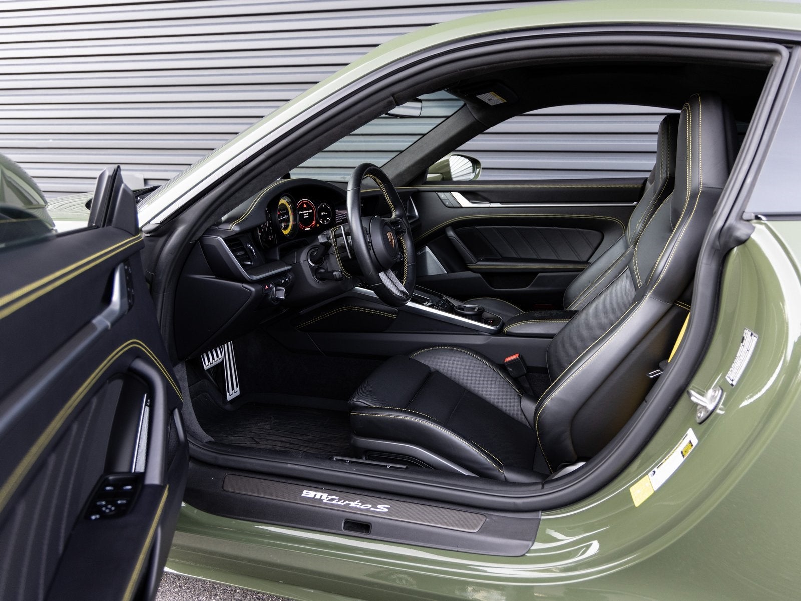 2022 Porsche 911 911 Turbo S (MY22)