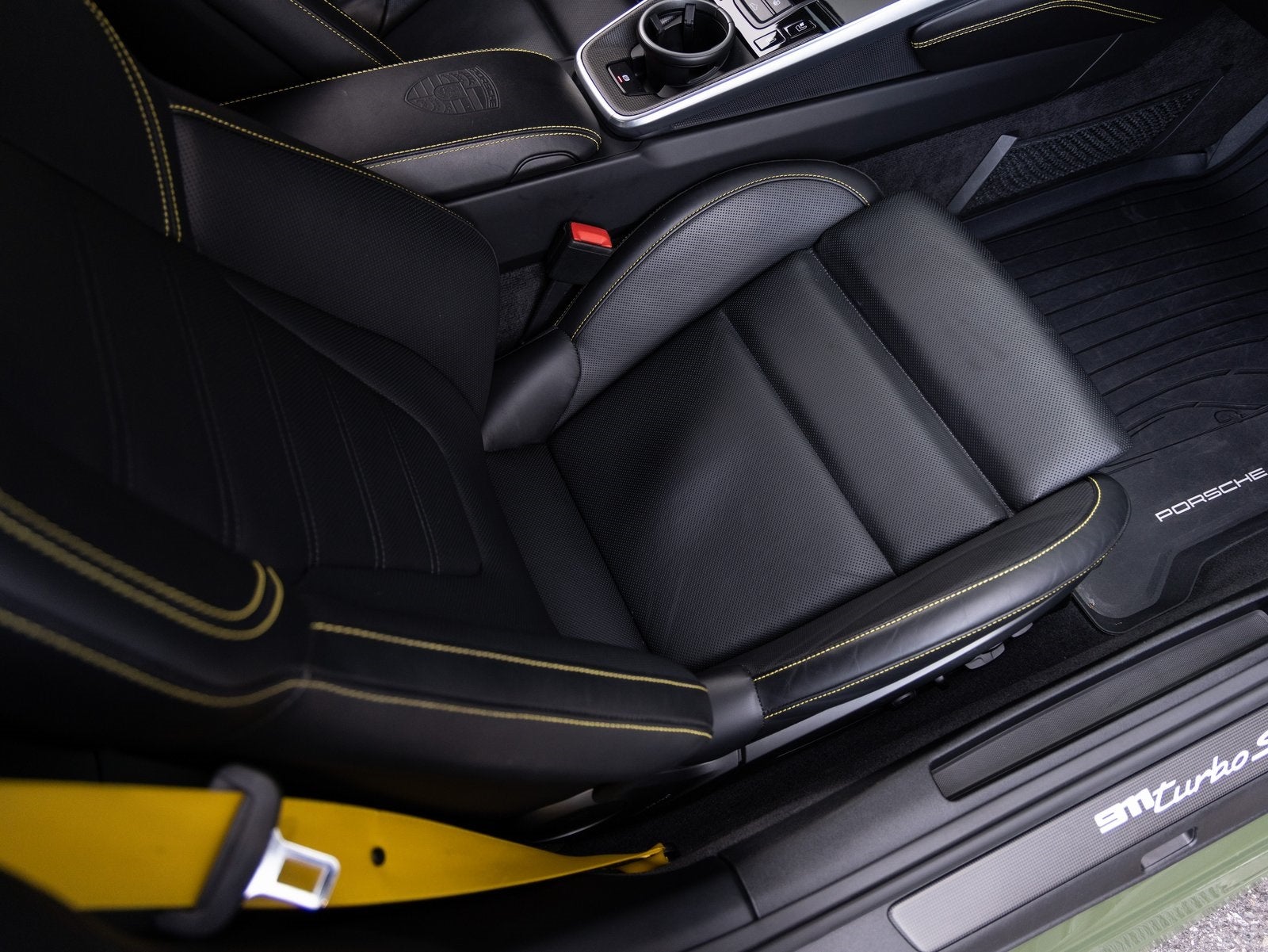 2022 Porsche 911 911 Turbo S (MY22)