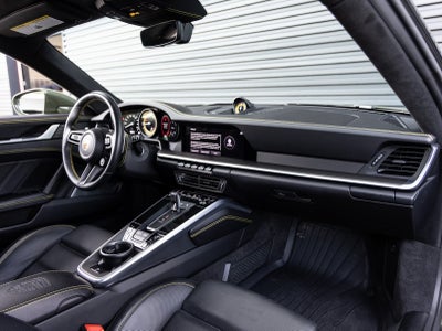 2022 Porsche 911 911 Turbo S (MY22)