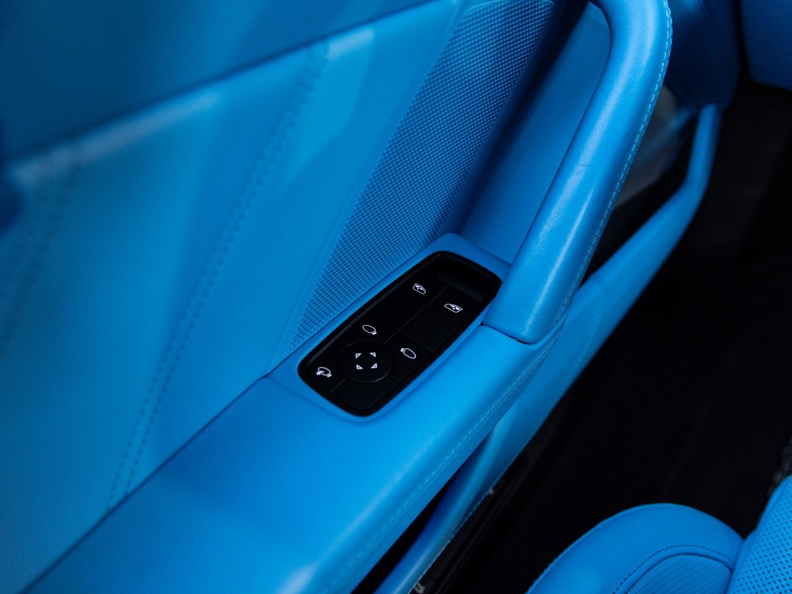 2024 Porsche 911 911 Turbo S (MY24)