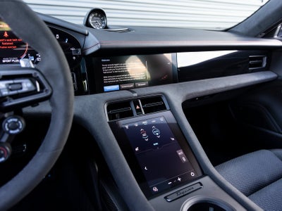 2025 Porsche Taycan Taycan GTS