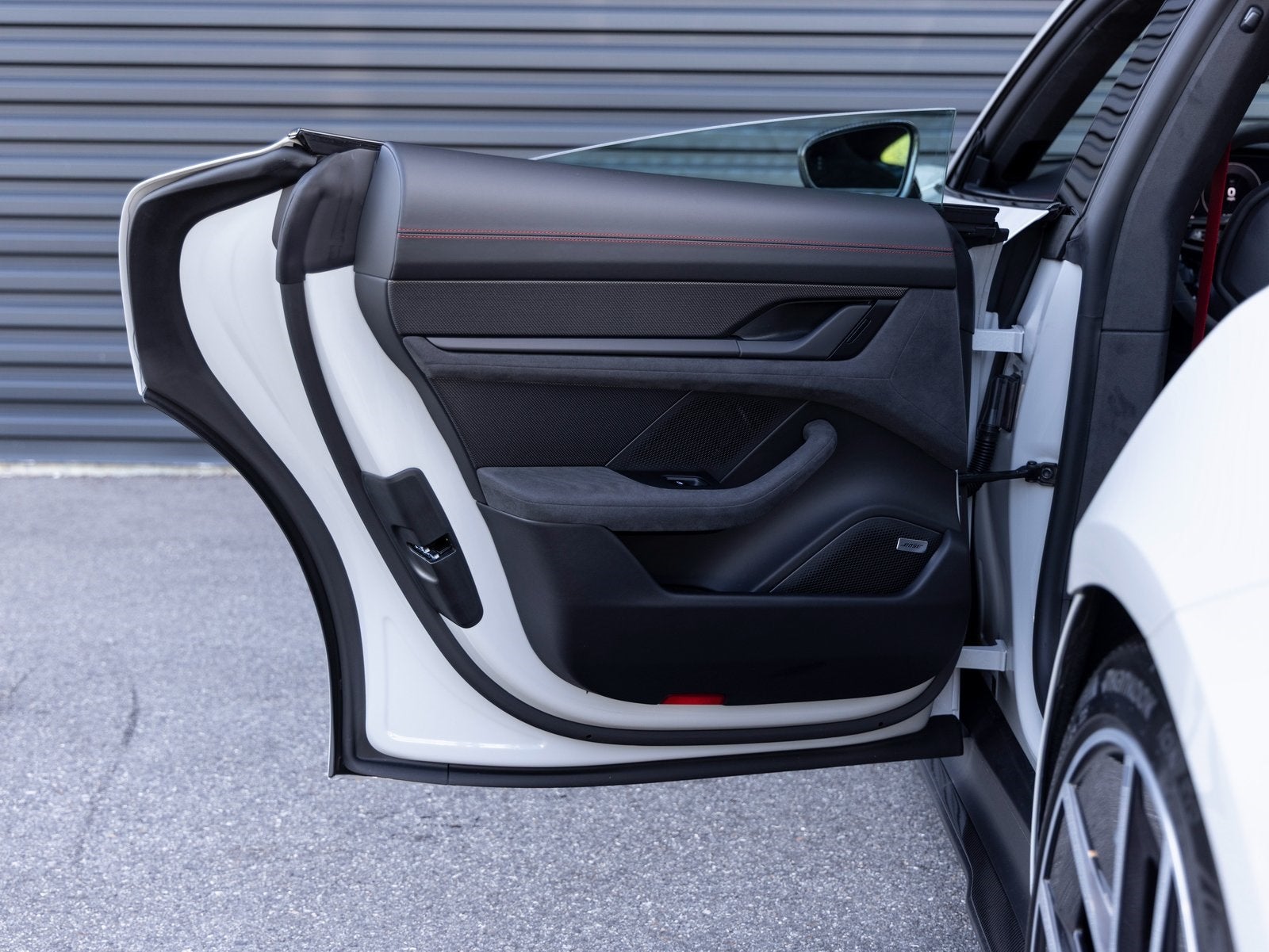 2025 Porsche Taycan Taycan GTS