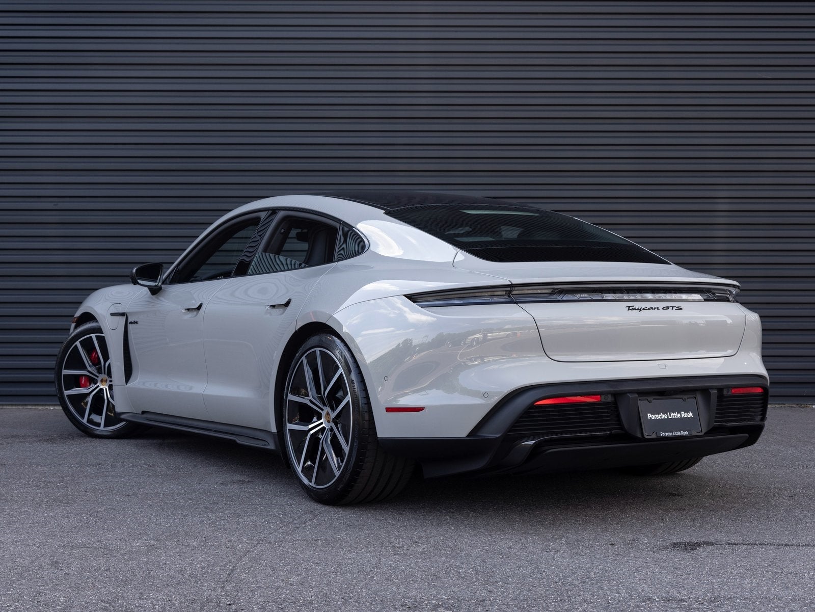 2025 Porsche Taycan Taycan GTS