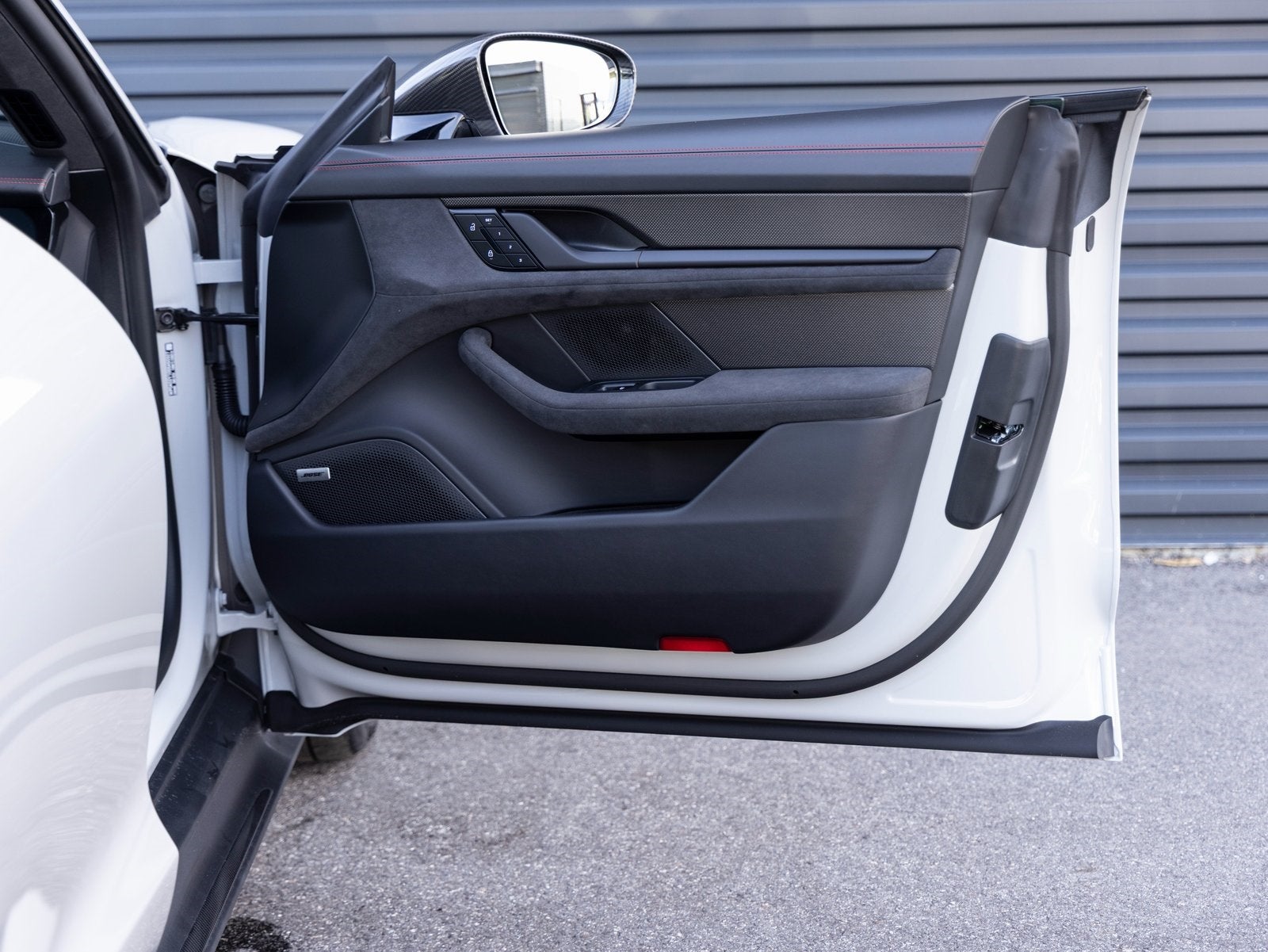 2025 Porsche Taycan Taycan GTS